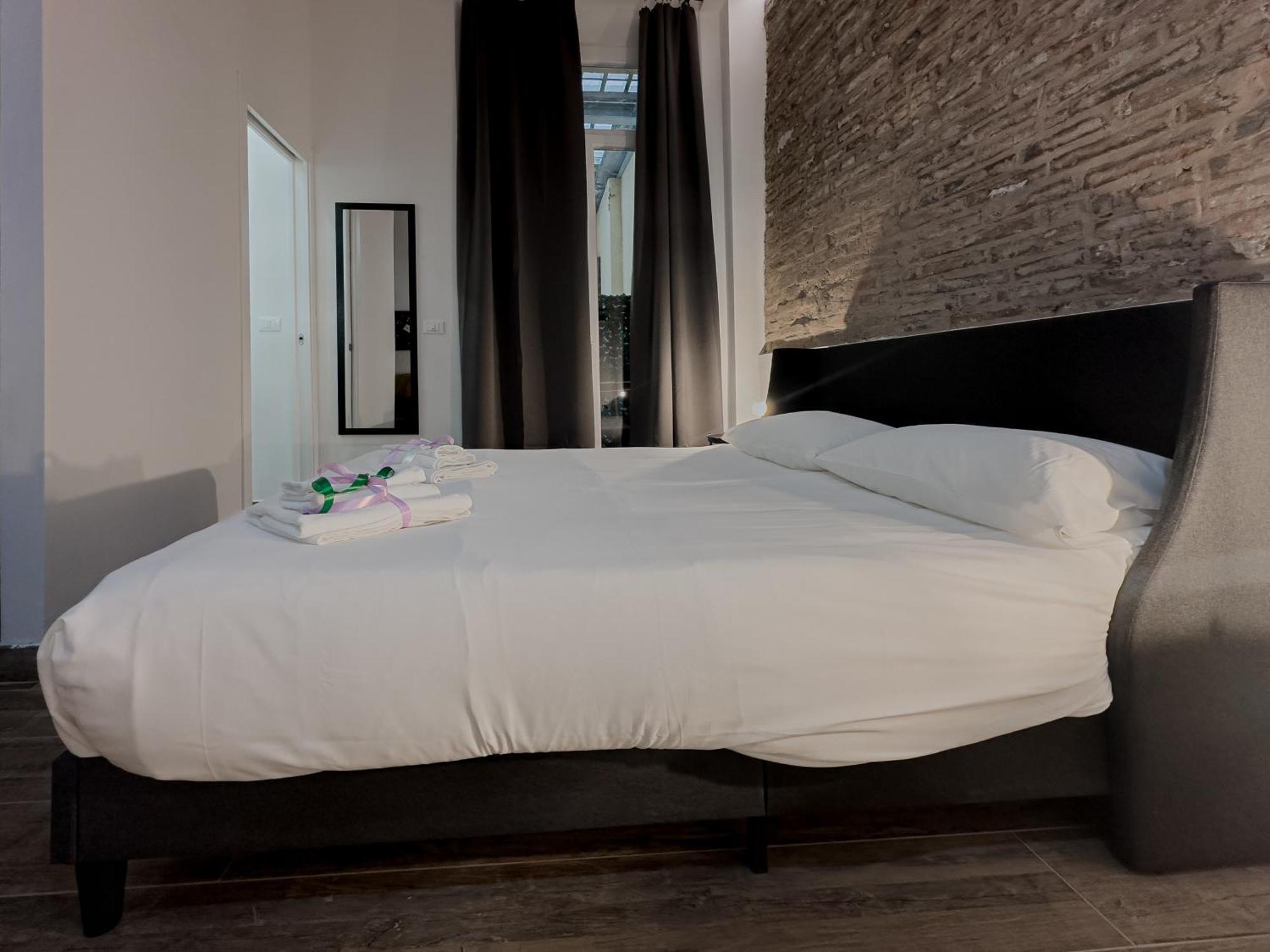 Realkasa Galliera Home & Suites Болонья Экстерьер фото