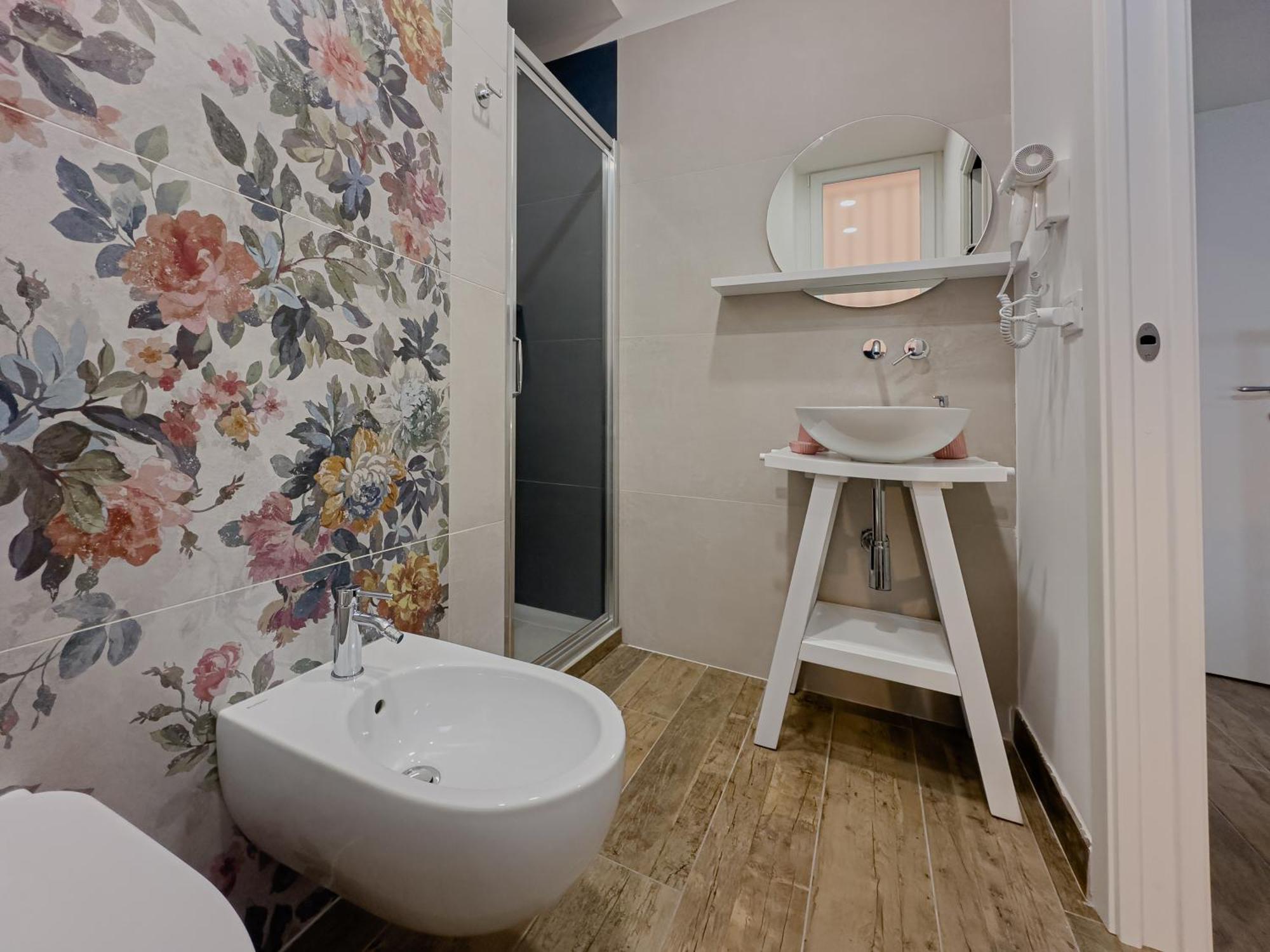 Realkasa Galliera Home & Suites Болонья Экстерьер фото